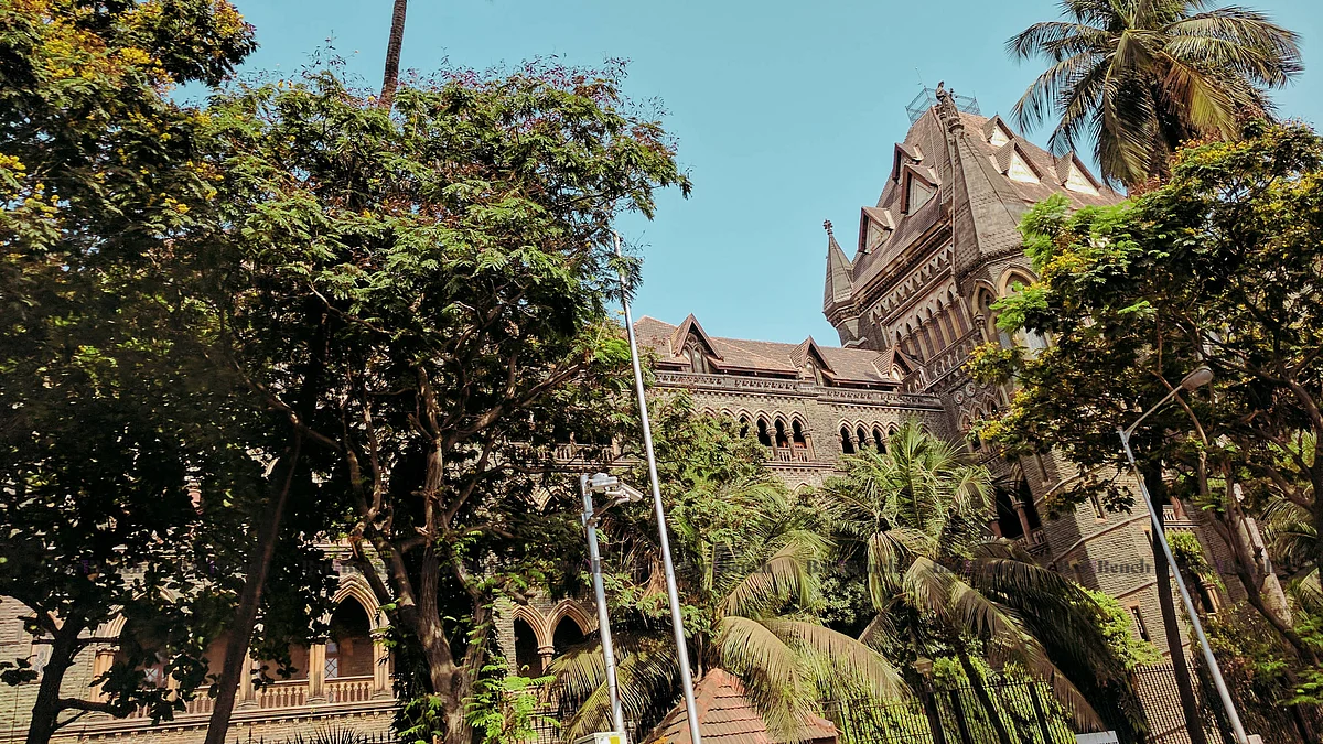 Bombay High Court directs advocate Gunratan Sadavarte to file appeal Bombay High Court directs advocate Gunratan Sadavarte to file appeal