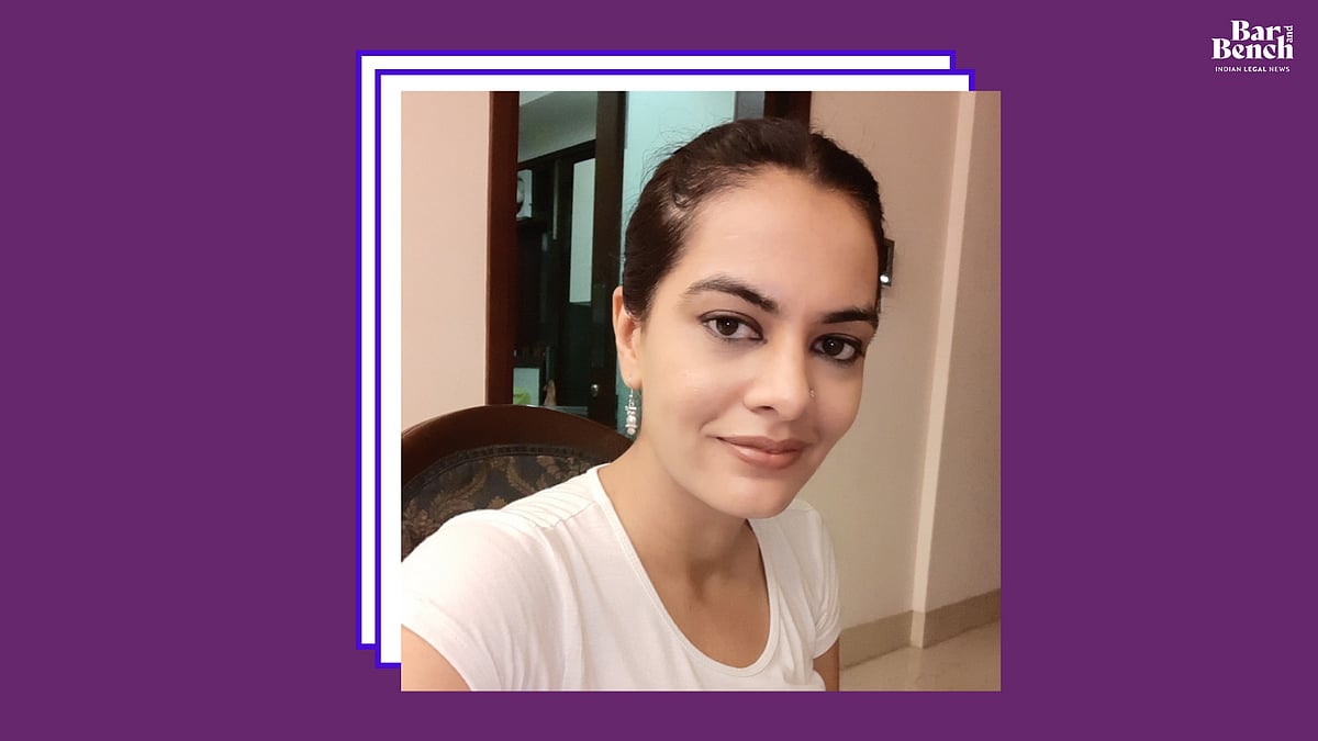 Bar & Bench column 'The Obiter Truth: The wearer and the gown' examines symbolism of judicial robes and judges' conduct