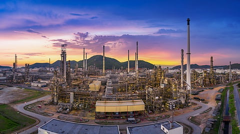 Global base oil supply rises in March