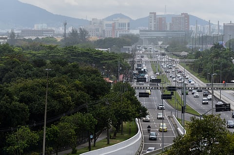 heavy traffic, Rio de Janeiro Brazil