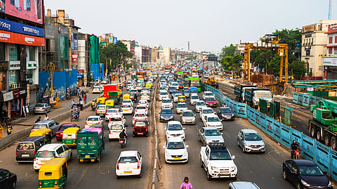 Delhi, city centre, traffic, buses, traffic jam