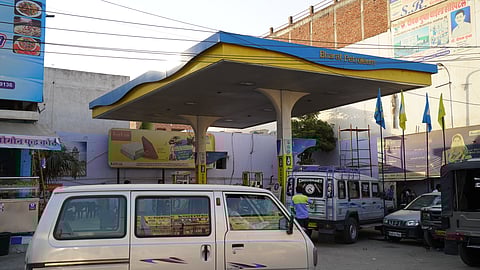 India, Jaipur, fuel station, Bharat Petroleum