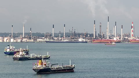 Photo showing vessels in Singapore near a refinery