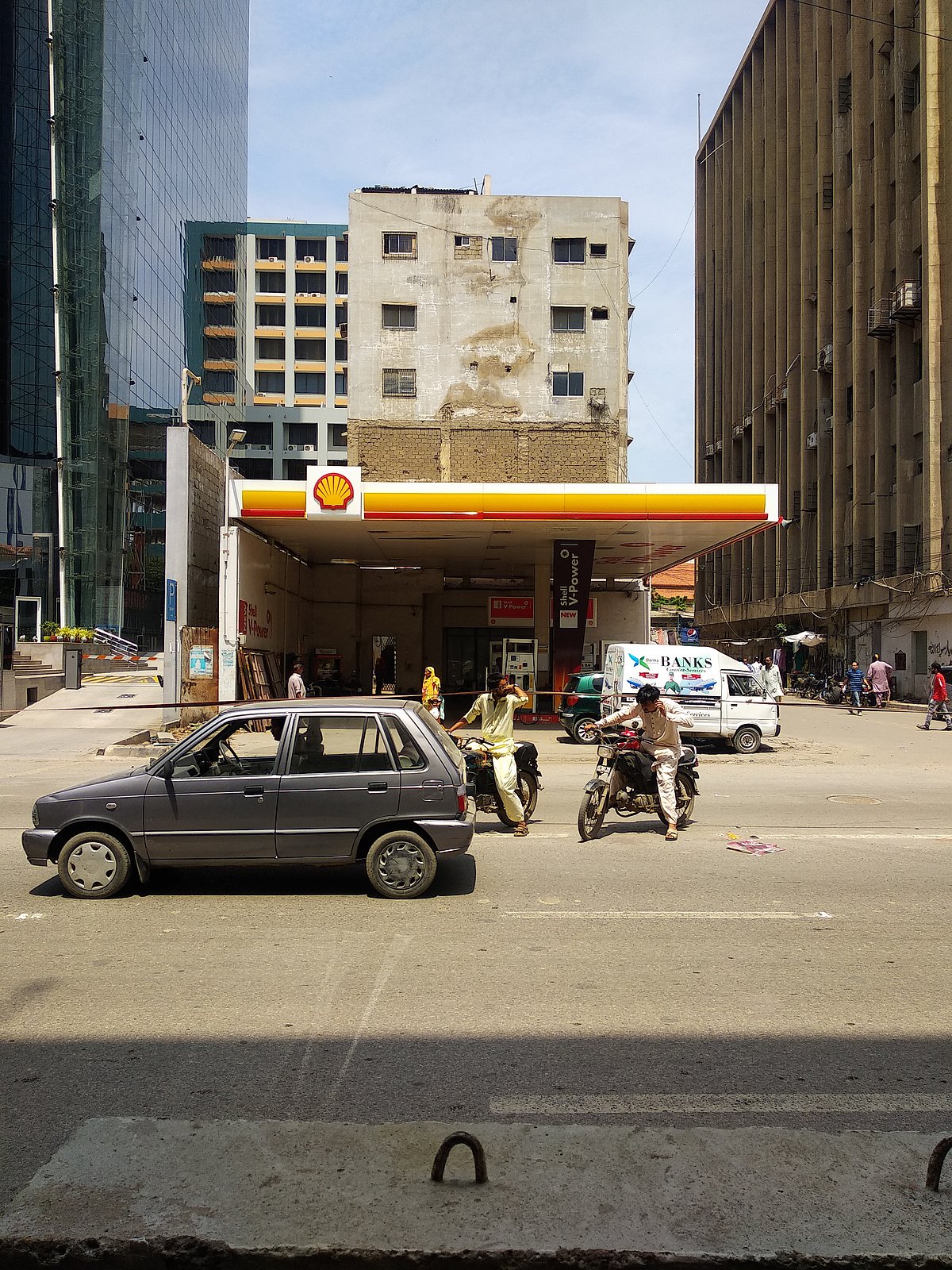 Shell Pakistan country's largest base oils importer in June