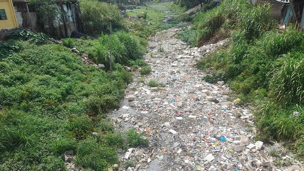 Sylhet&rsquo;s Bashia River is dying, but no one bothers to notice