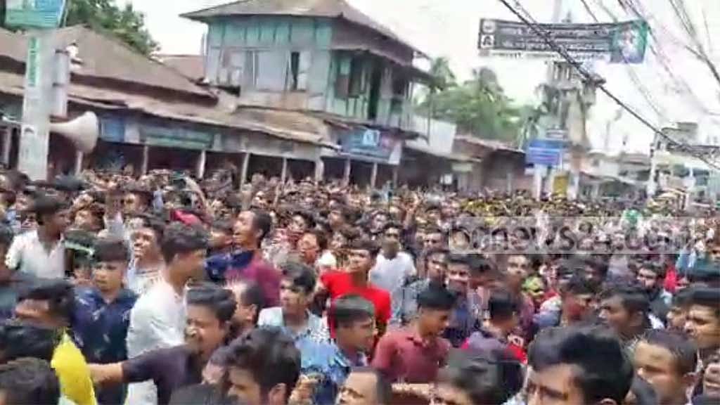 BNP calls 2-day protests after deadly clash with police in Bhola