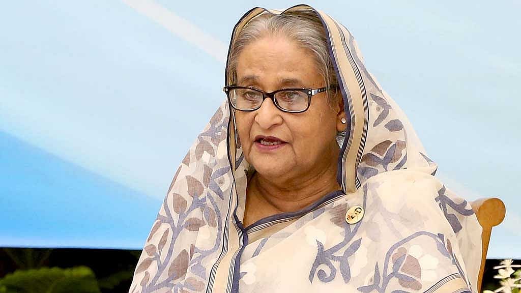 Expatriates should not depend on hundis, says Hasina
