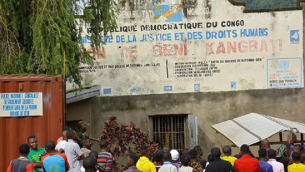 Five Congolese police officers killed in protest over eastern jailbreak