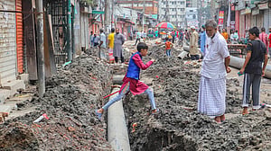 Renovation causes suffering in Naya Bazar