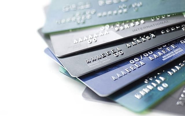27 banks told to explain breach of ceiling in credit card dollar spending