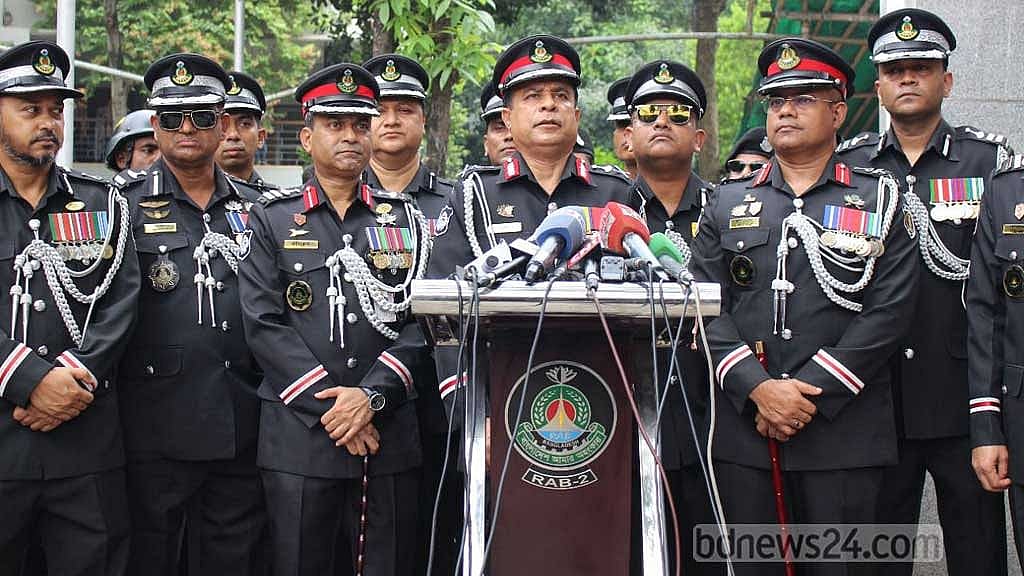 Govt extends Khurshid Hossain’s job as RAB chief by a year