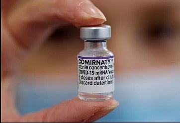 EU regulator recommends adding heavy periods to side effects of mRNA COVID shots