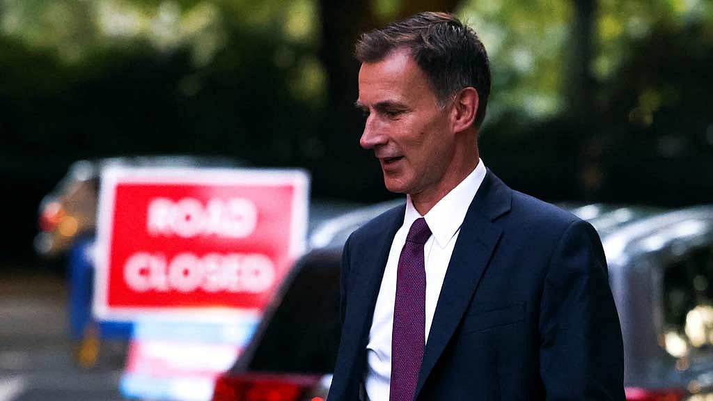 UK finance minister Hunt vows to win back financial market trust