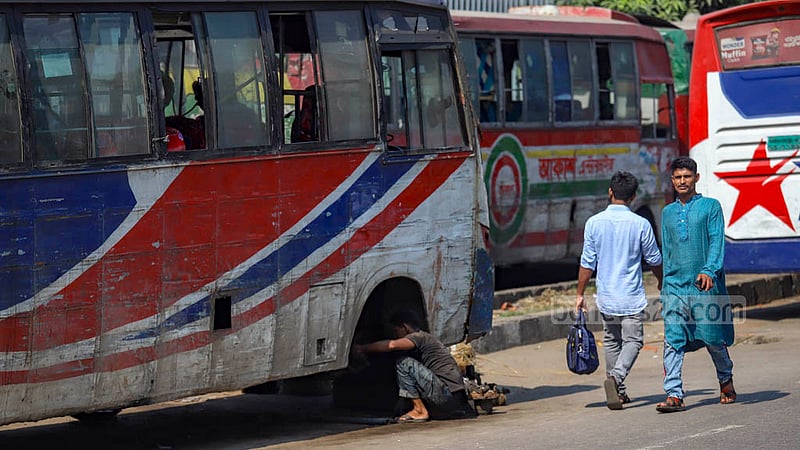 Victor Classic and Akash Paribahan are occupying the vacant space along the road adjacent to the flyover opposite the Rampura TV Centre to repair the buses on their Dhaka routes.