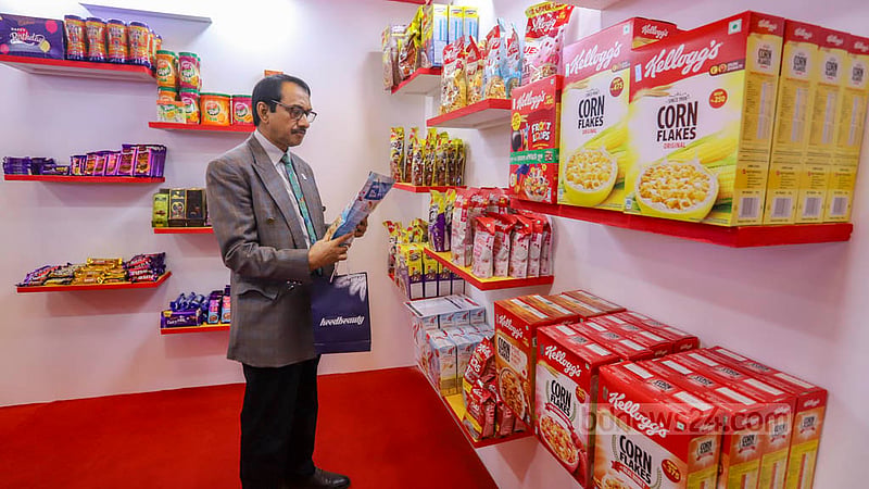 Visitors look at products at a stall in the 28th US Trade Show organised by the American Chamber of Commerce on Thursday, Oct 27, 2022.