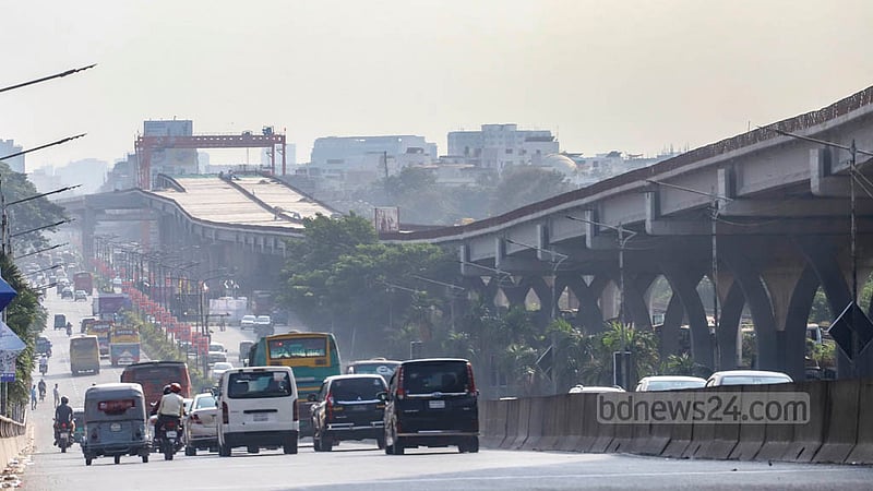 Dhaka Elevated Expressway is under construction along Airport Road. Photo: Asif Mahmud Ove