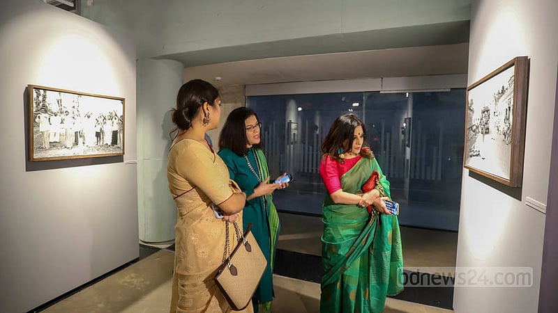 “Witnessing History in the Making: Photographs by Anne de Hemming” showcases a collection of rare images captured during 1971-1972. The exhibition was organised by CRI and Samdani Art Foundation on Thursday, Dec 15, 2022.