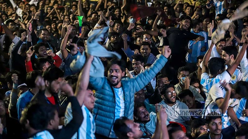 Fans celebrate in Dhaka as Argentina take a 2-0 lead over Croatia in the first semifinal of the FIFA World Cup in Qatar.
