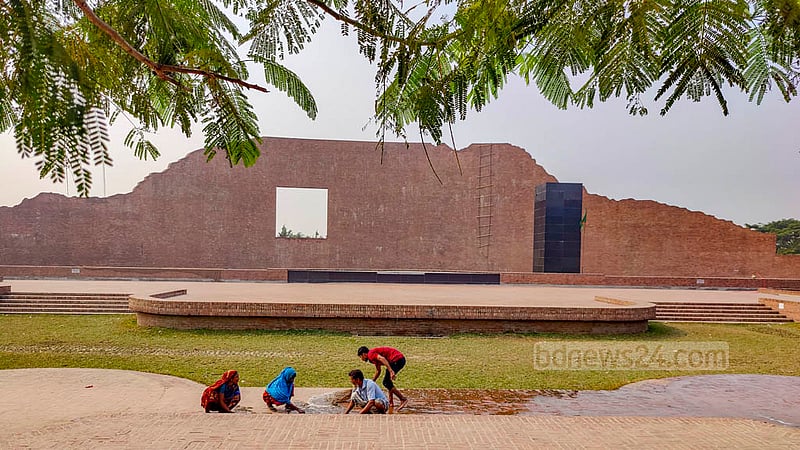 Preparations are underway to prepare the Martyred Intellectuals Graveyard in Dhaka’s Mirpur for Martyred Intellectuals Day. Though it is usually empty throughout the year, it fills up on Dec 14 as people come to pay tribute. Photo: Mahmud Zaman Ovi