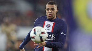 French football president apologises for ‘awkward remarks’ on Zidane