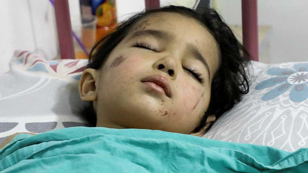 In Syria, a child is saved but loses his family