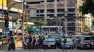 Gulshan-2, where traffic lights come alive