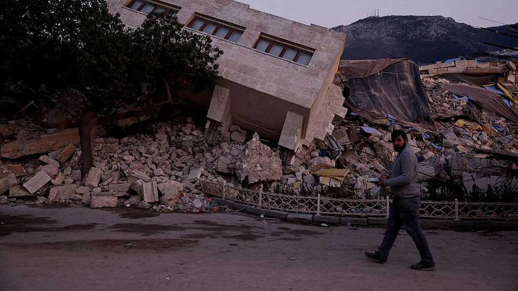 Around 40,000 Syrians return from Turkey after quake