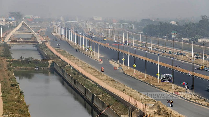 A total of 13 arch bridges have been built on both sides of Purbachal Expressway. Photo: Asif Mahmud Ove