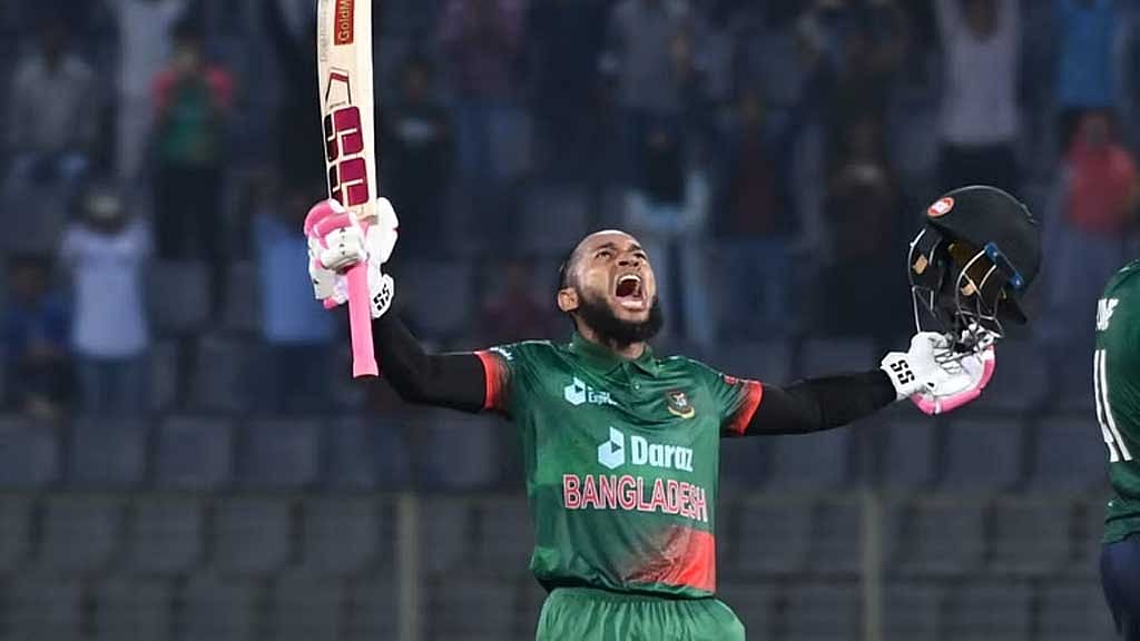 Mushfiqur hits fastest century as Bangladesh pile up 349 against Ireland in second ODI