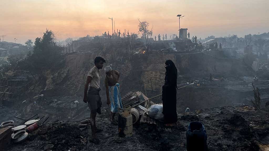 Thousands of Rohingya refugees homeless after Bangladesh camp fire: UN