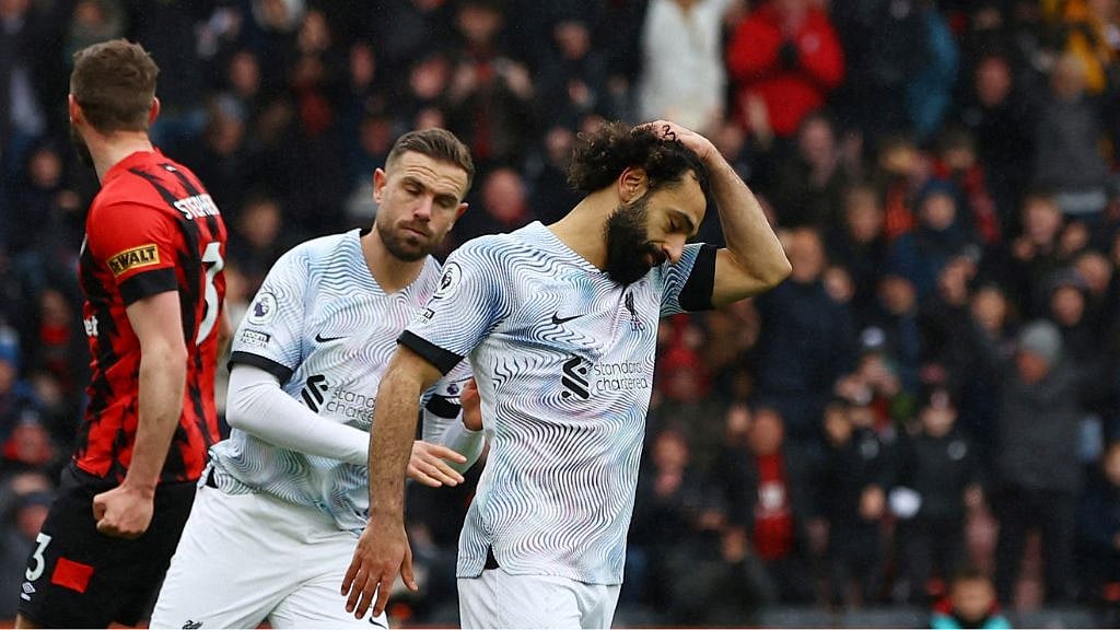 Liverpool stunned by Bournemouth, Tottenham back on track