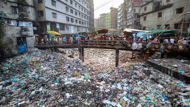 The Shubhaddya canal in Dhaka’s Keraniganj now exists in name only. The water is completely clogged with plastic and polythene waste. Photo: Mahmud Zaman Ovi