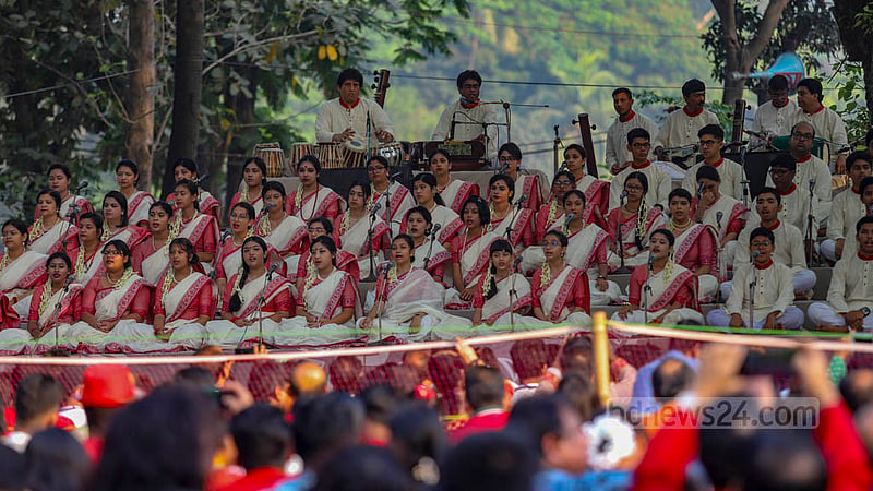 Chhayanaut, a leading cultural organisation in Bangladesh, greets the Bengali New Year 1430, with songs performances envisaging a new dawn, a new beginning. Photo: Mahmud Zaman Ovi