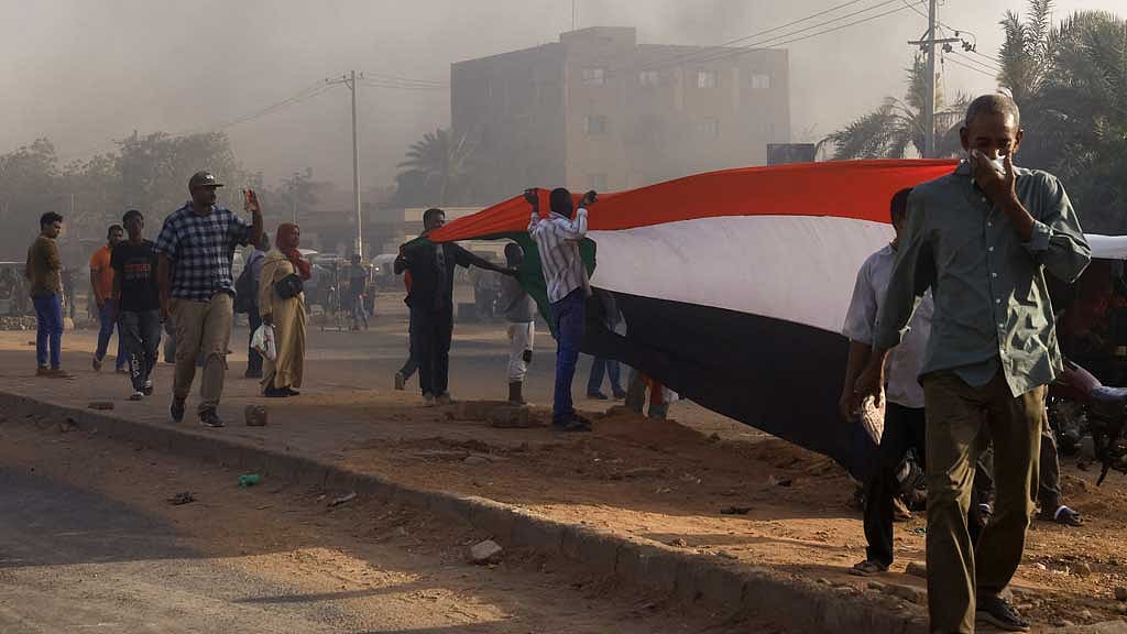 Sudan paramilitaries clash with army in Khartoum and other cities