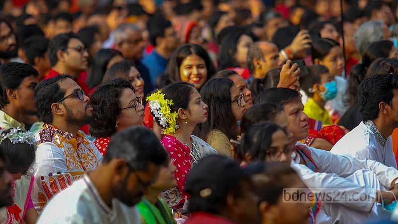 Women attend Chhayanaut’s event at Ramna Batamul in Dhaka wearing colourful Baishakhi attires on Friday, Apr 14, 2023. Photo: Mahmud Zaman Ovi