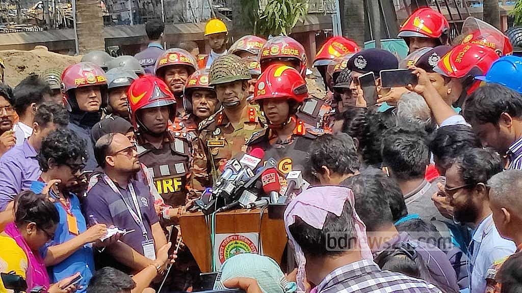 Bangabazar traders have ignored warnings for 4 years ahead of massive blaze: fire service
