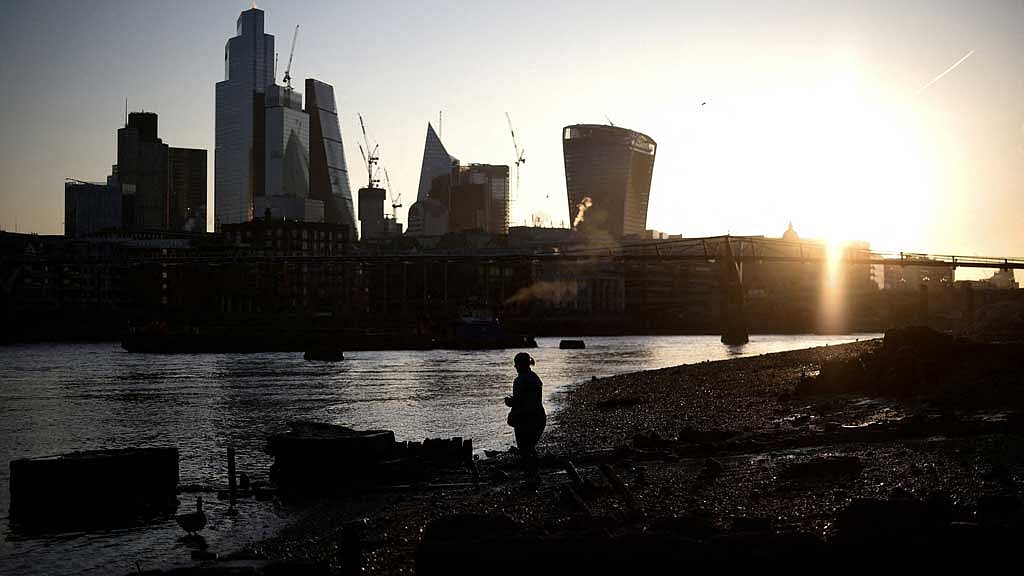 Europeans drain billions from banks, fed up with shrinking savings