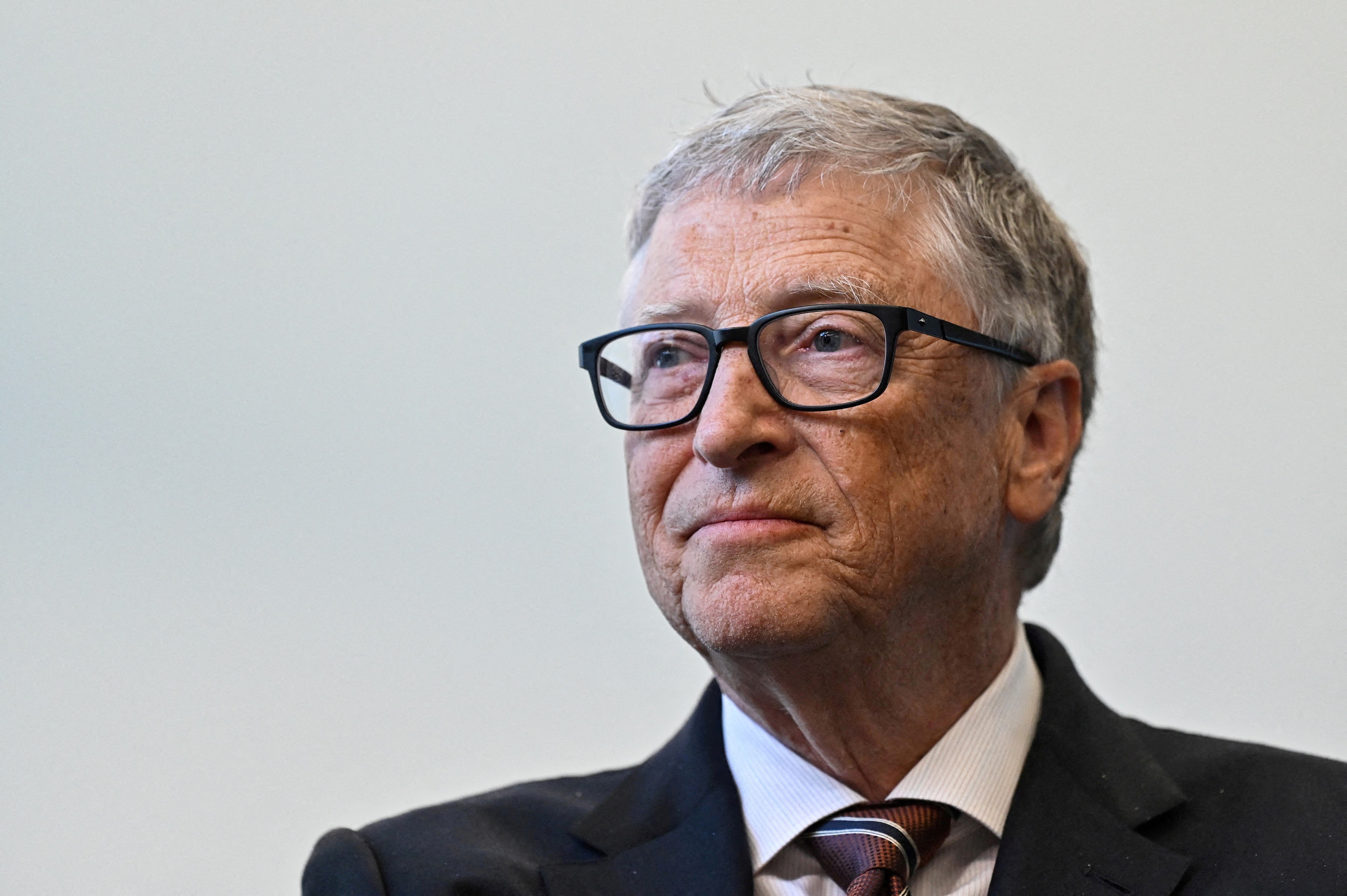 Bill Gates in China to meet President Xi on Friday