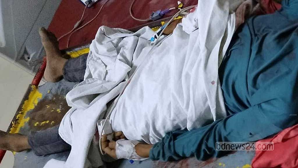 Worker arrested after rod from Dhaka expressway kills boy