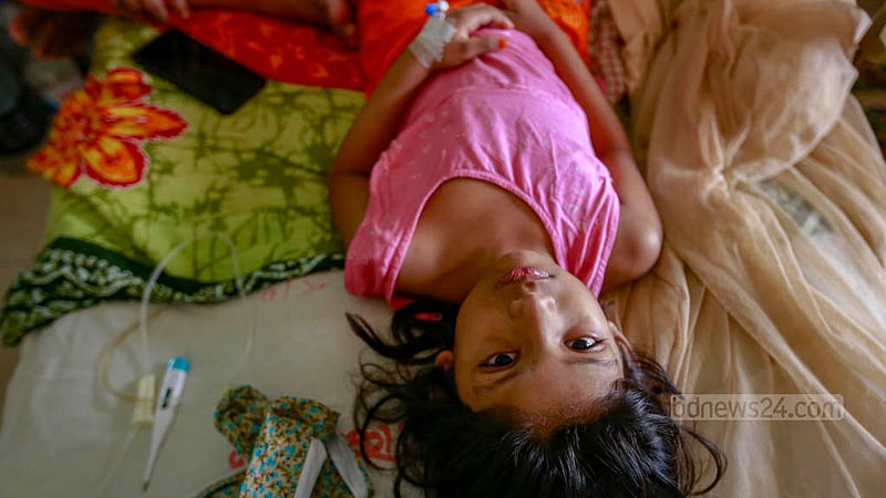Children with dengue fever receive treatment at Mugda Medical College Hospital on Wednesday, May 31, 2023. Photo: Tawhiduzzaman Tapu