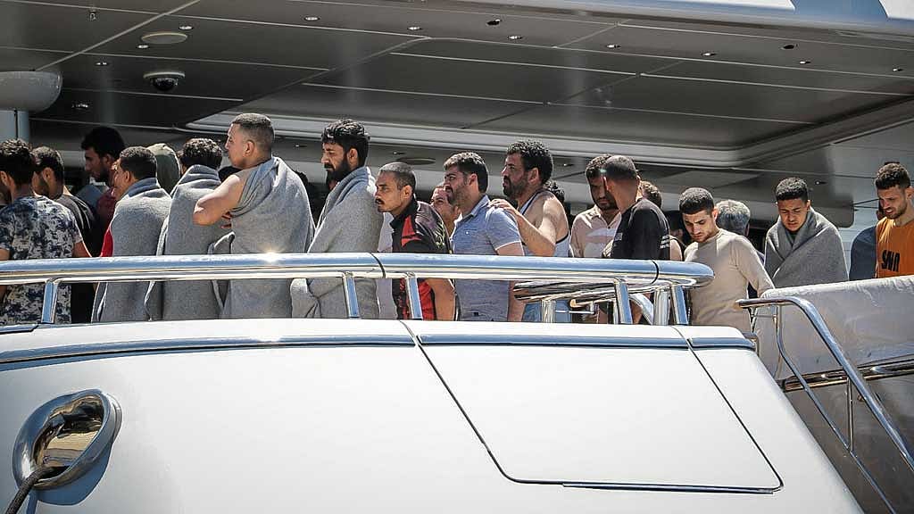Greece hunts for survivors of migrant shipwreck, at least 78 dead