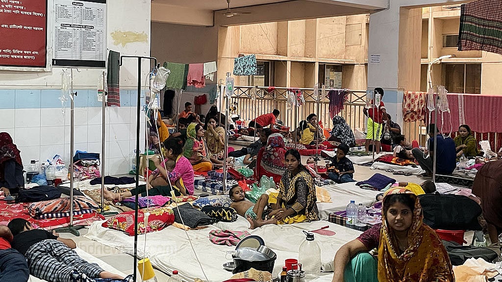 Bangladesh hospitals report 2,168 dengue cases and 8 deaths in a day