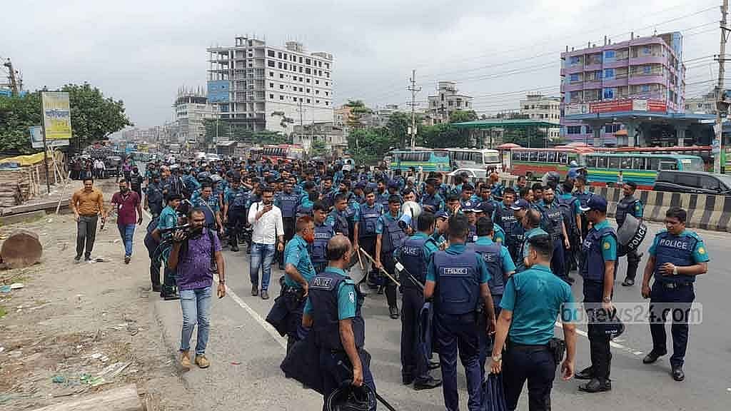 Police deployed at entry points to Dhaka after BNP announces sit-in programmes
