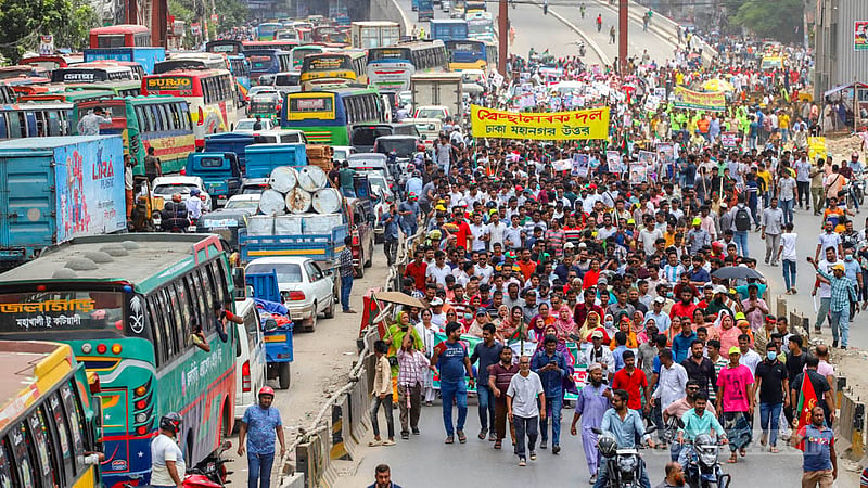 BNP leaders and activists marched from Uttara's Abdullahpur to Jatrabari in Dhaka on Wednesday, Jul 19, 2023, as part of their second day of demonstrations to demand the government's resignation. Photo: Asif Mahmud Ove