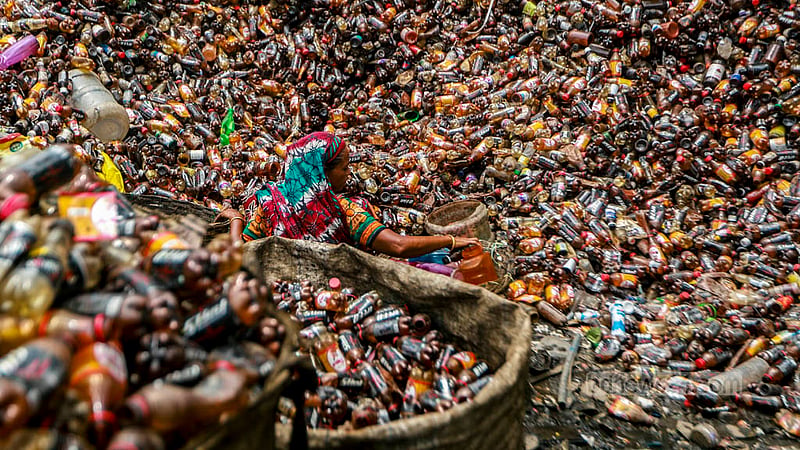 New products will be made from dumped plastic bottles at the recycling factory in Dhaka’s Hazaribagh. Photo: Tawhiduzzaman Tapu
