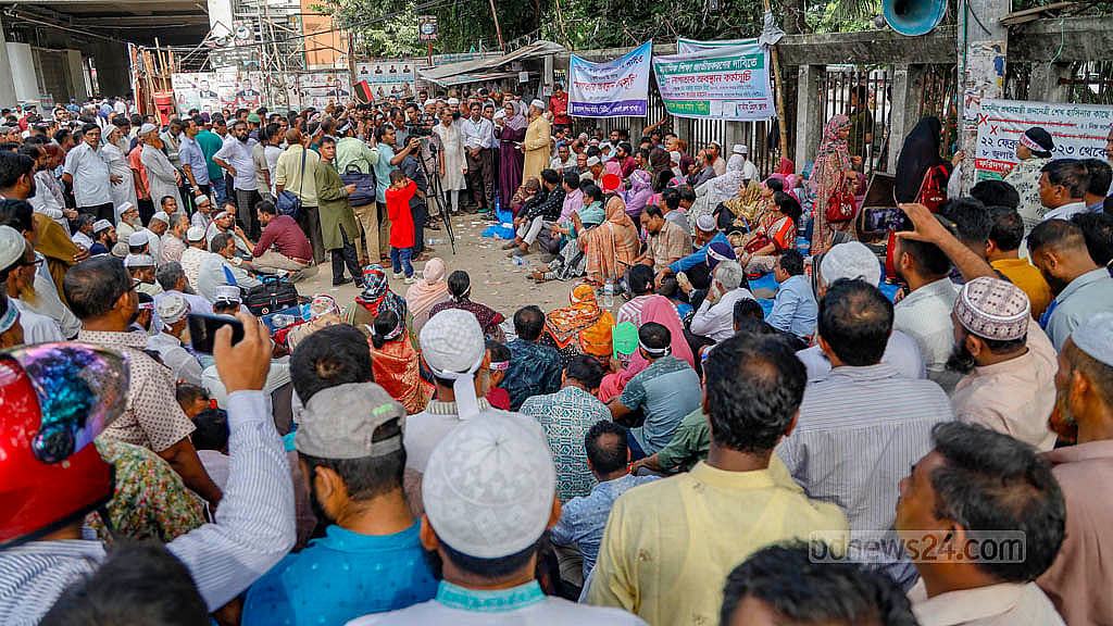 Teachers protesting for nationalisation call off hunger strike