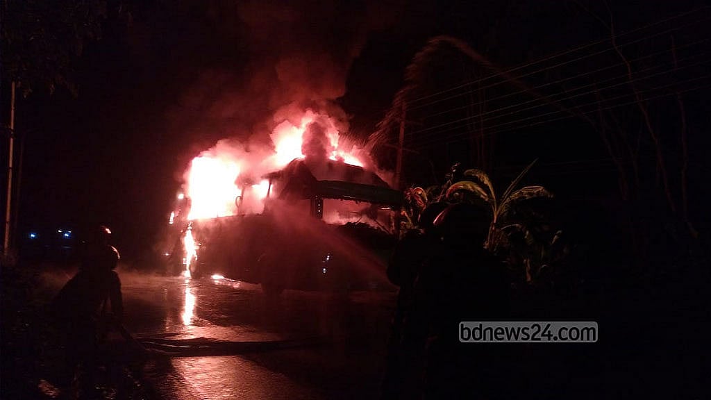 Green Line bus goes up in flames en route to Barishal