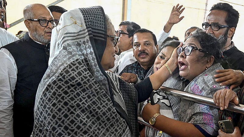 Prime Minister Sheikh Hasina speaks to the victims injured in the Aug 21 grenade attack 19 years ago at Dhaka’s Bangabandhu Avenue on Monday after paying tribute to the deceased. Photo: PMO