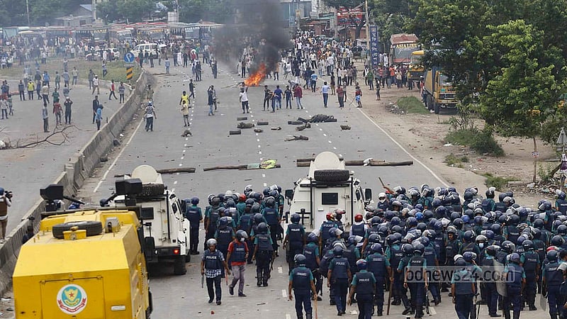 Jul 29: BNP activists clash with Awami League workers and police in Dhaka’s Matuail during a sit-in protest by the opposition party.