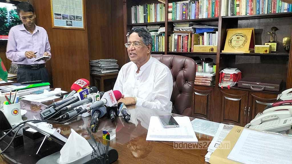 Bangladesh minister concedes it’s ‘difficult’ to break up price-gouging syndicate